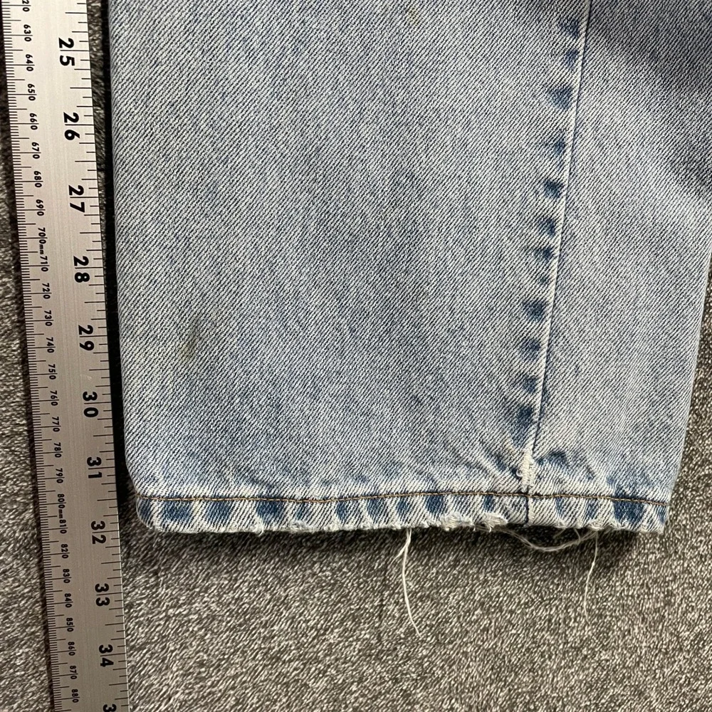 Vintage Levi's 505 Mens Jeans 40x32 Light Wash Regular Fit Straight Leg Denim